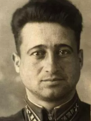 Нотариус Наум Юрьевич — фотография 2
